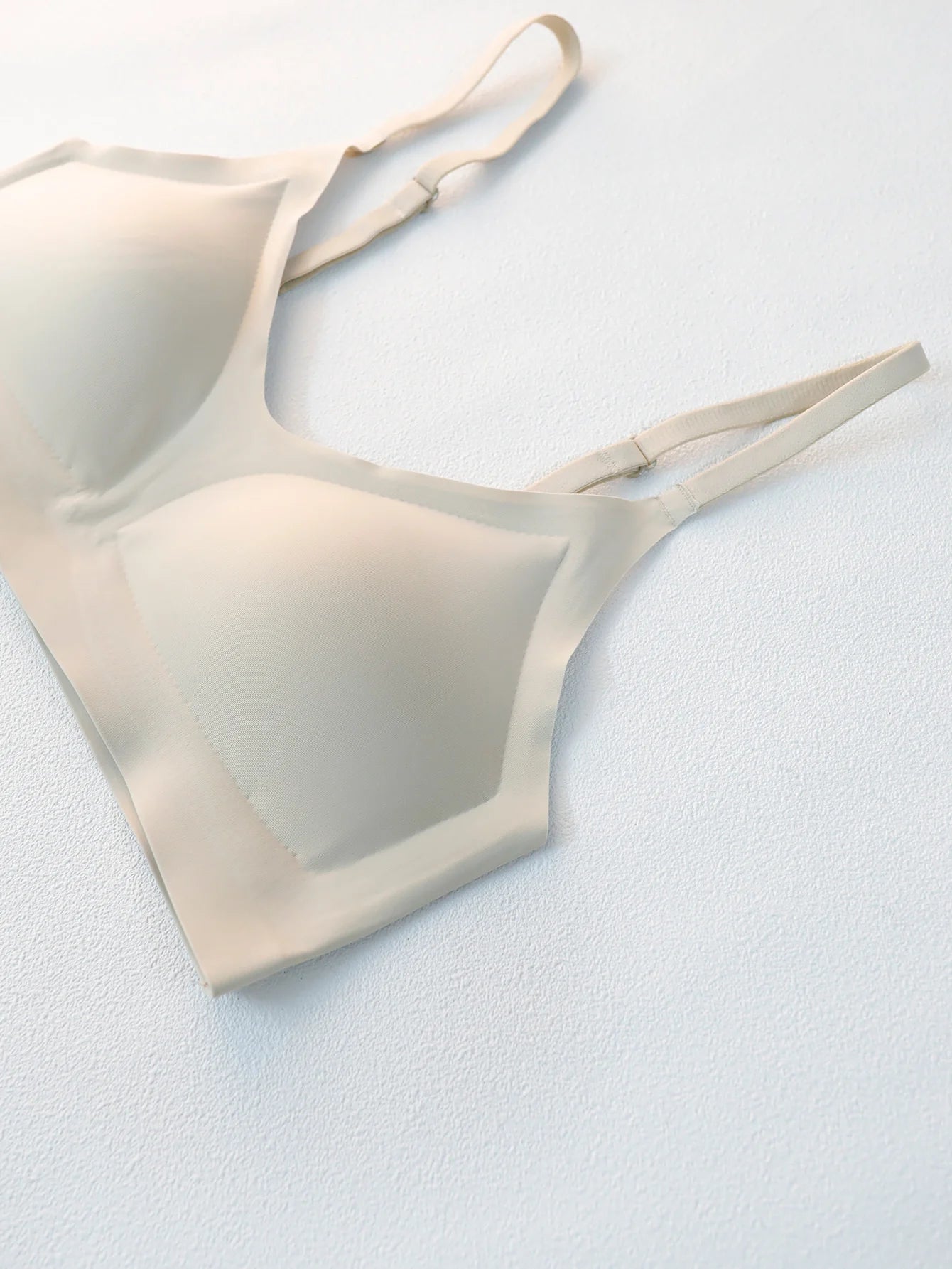 Women Bra Seamless Light Support